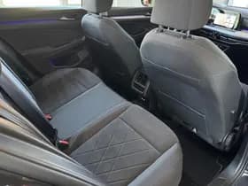 Volkswagen Golf thumbnail 7