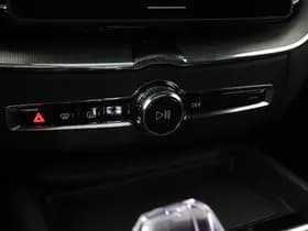 Volvo XC60 thumbnail 38