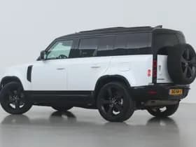 Land Rover Defender thumbnail 2