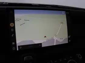 Land Rover Defender thumbnail 24