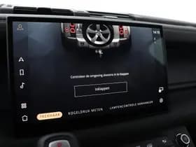 Land Rover Defender thumbnail 34