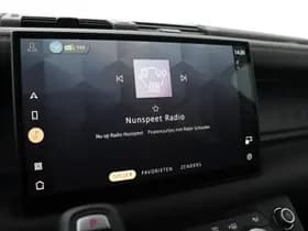 Land Rover Defender thumbnail 37