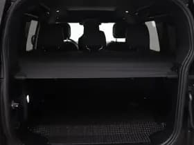 Land Rover Defender thumbnail 58