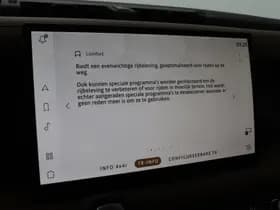 Land Rover Defender thumbnail 33