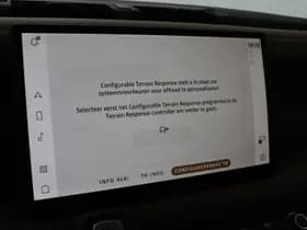 Land Rover Defender thumbnail 34