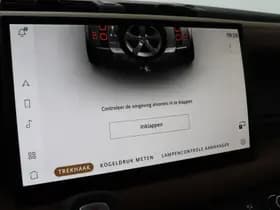 Land Rover Defender thumbnail 36