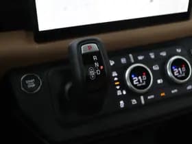 Land Rover Defender thumbnail 47