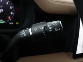 Land Rover Defender thumbnail 53