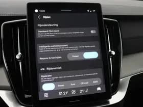 Volvo XC90 thumbnail 32