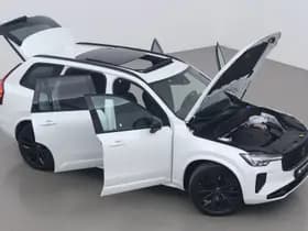 Volvo XC90 thumbnail 6