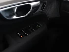 Volvo XC90 thumbnail 44