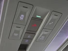 Volkswagen Touareg thumbnail 13