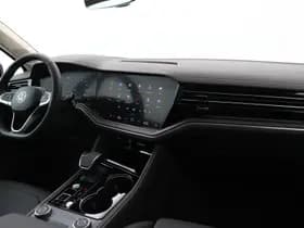 Volkswagen Touareg thumbnail 19