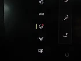 Volkswagen Touareg thumbnail 34