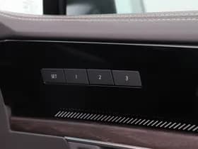 Volkswagen Touareg thumbnail 48