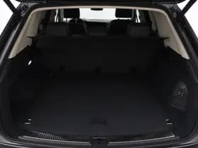 Volkswagen Touareg thumbnail 52