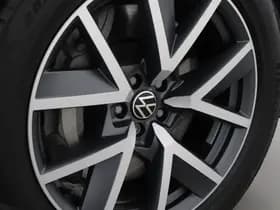 Volkswagen Touareg thumbnail 56