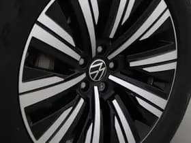 Volkswagen Touareg thumbnail 18