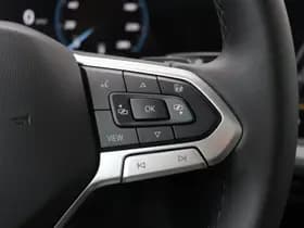 Volkswagen Touareg thumbnail 41