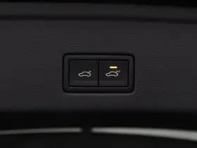 Volkswagen Touareg thumbnail 55