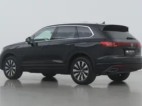 Volkswagen Touareg thumbnail 63