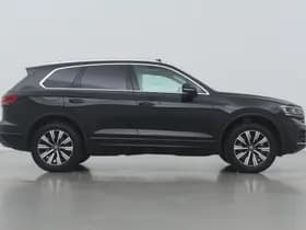 Volkswagen Touareg thumbnail 10