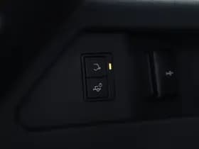 Land Rover Discovery Sport thumbnail 13