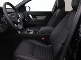 Land Rover Discovery Sport thumbnail 3