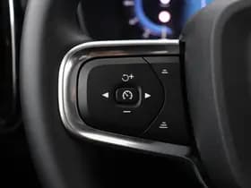 Volvo XC40 thumbnail 38