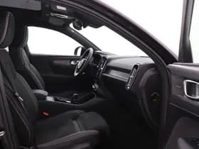 Volvo XC40 thumbnail 5