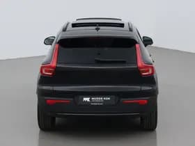 Volvo XC40 thumbnail 9