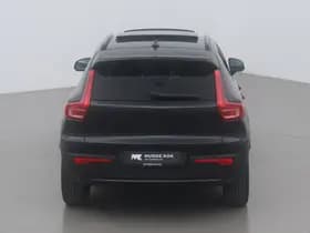 Volvo XC40 thumbnail 9