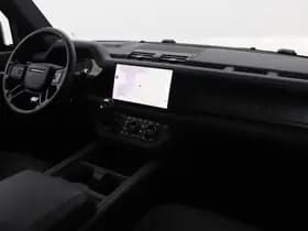 Land Rover Defender thumbnail 17