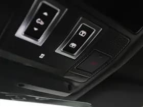 Land Rover Defender thumbnail 30