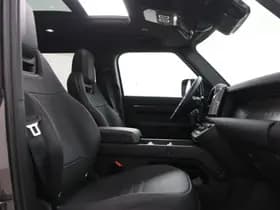 Land Rover Defender thumbnail 5