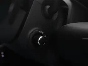 Land Rover Defender thumbnail 42