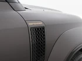 Land Rover Defender thumbnail 58