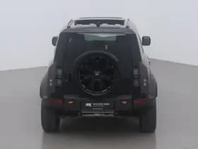 Land Rover Defender thumbnail 9