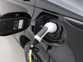 Land Rover Discovery Sport thumbnail 13