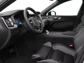 Volvo XC60 thumbnail 3