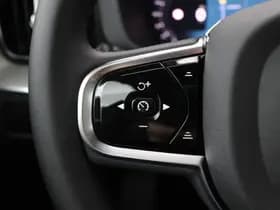 Volvo XC60 thumbnail 44