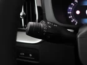 Volvo XC60 thumbnail 45