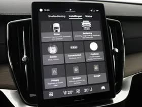 Volvo XC90 thumbnail 32