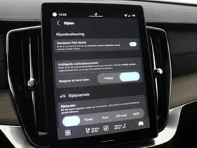 Volvo XC90 thumbnail 33