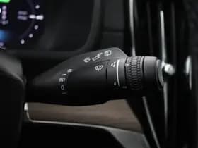 Volvo XC90 thumbnail 47