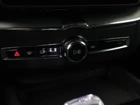 Volvo XC60 thumbnail 38