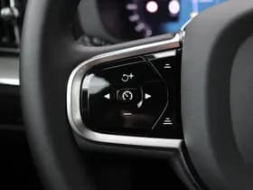 Volvo XC60 thumbnail 43