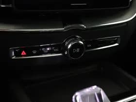 Volvo XC60 thumbnail 38