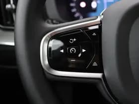 Volvo XC60 thumbnail 43