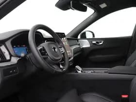 Volvo XC60 thumbnail 3